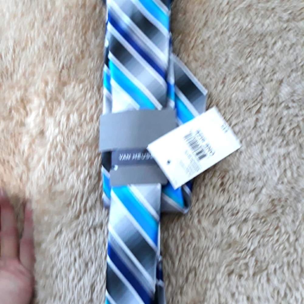 Brand new mens tie